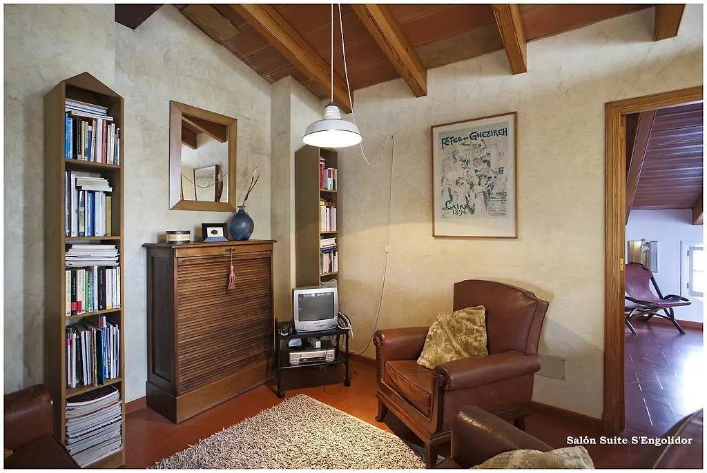 Hostal S'Engolidor Santo Tomas