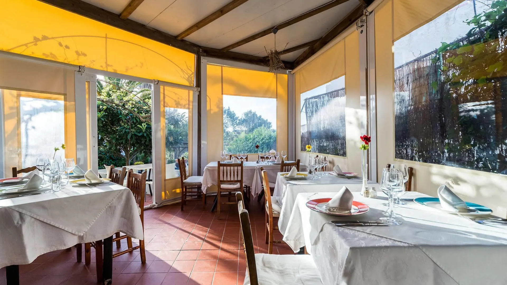 Hostal S'Engolidor Santo Tomas